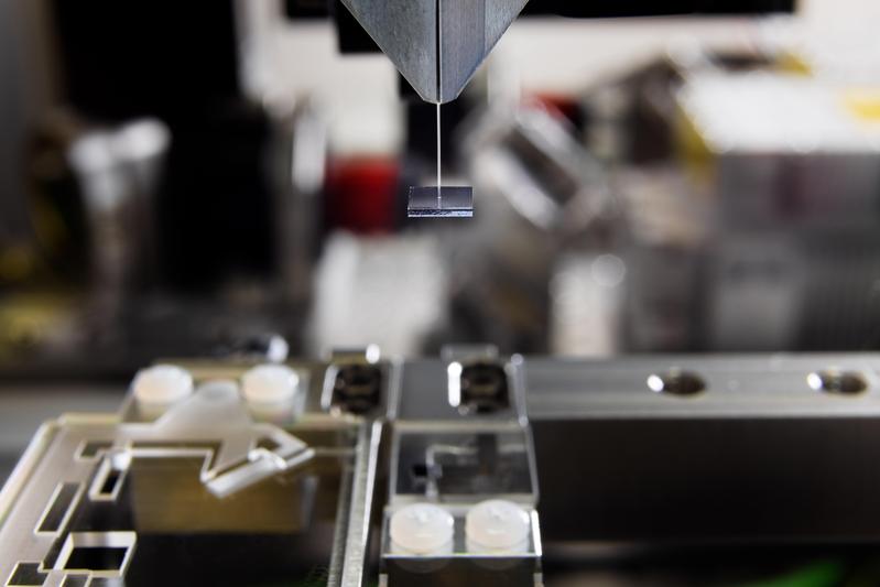 Laser welding brought to quantum technology: Reliable fiber-PIC connections